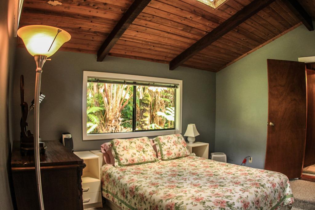 Volcano Village Lodge Quarto foto